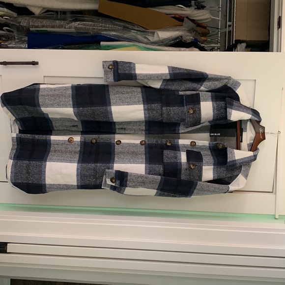 NWT Full Length Cozy Shacket in blue/white/black S - Picture 8 of 9